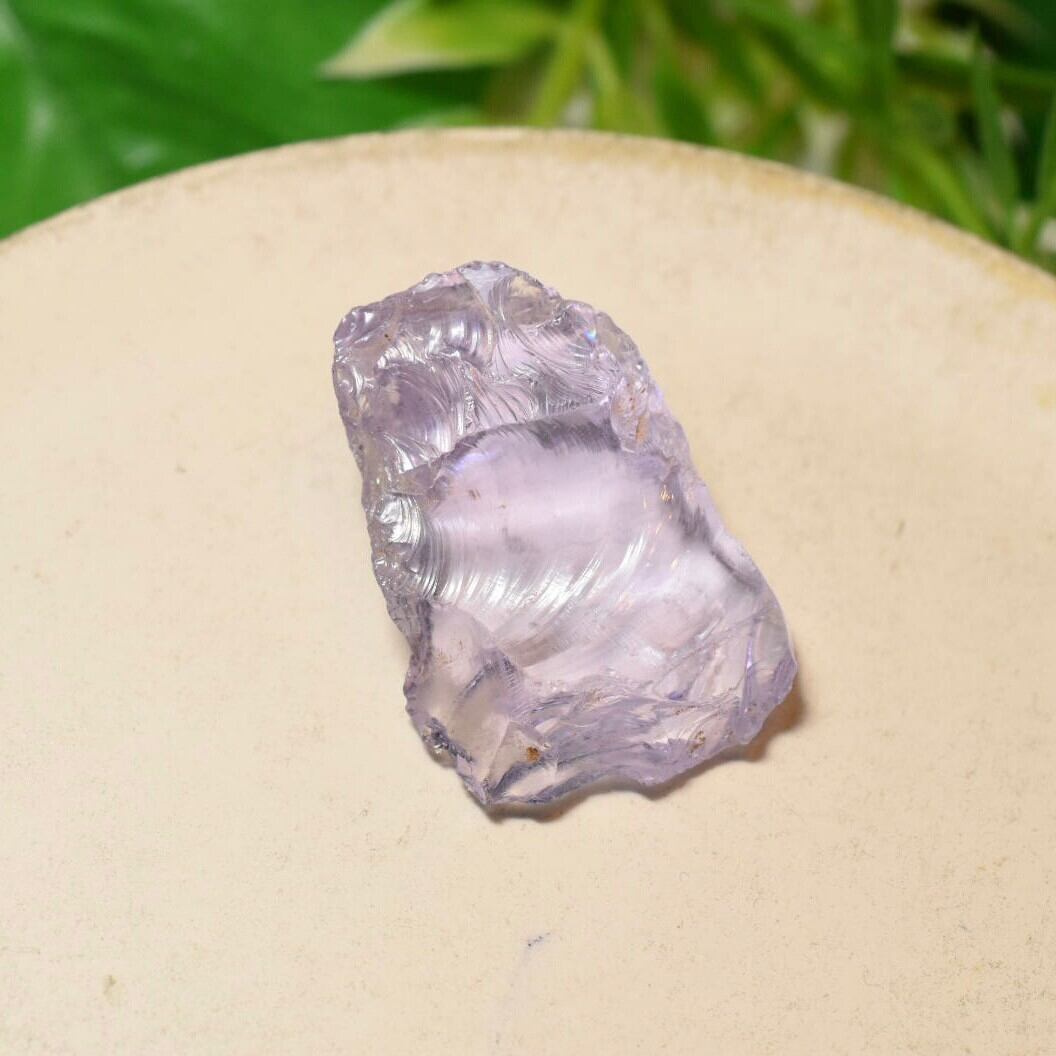 インドネシア産アンダラクリスタル原石 ラベンダーB【カラーチェンジあり】