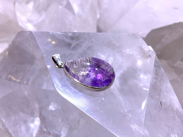 【幻想的】アメトリン　変形ドロップペンダントトップ