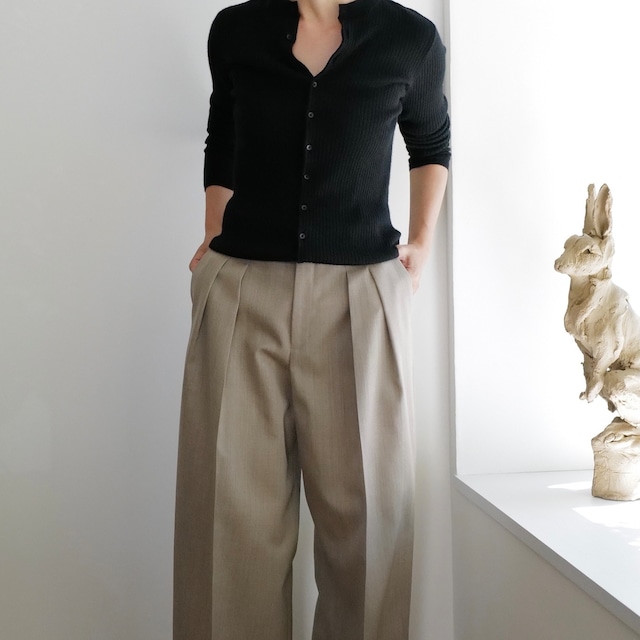 ATON ｜WOOL GABARDINE WIDE TWO TUCKED PANTS