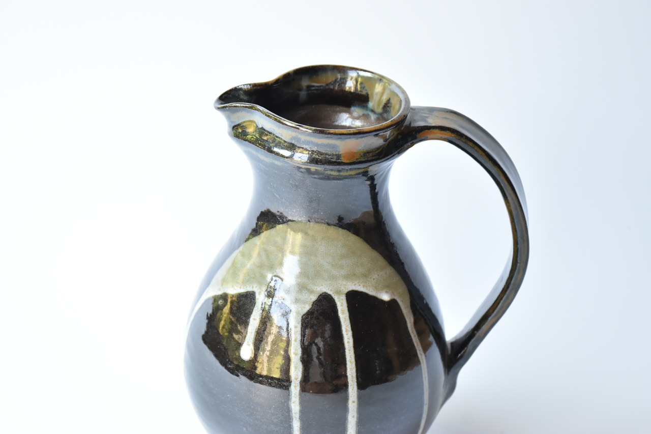 <Event Only> 小鹿田焼 / 小袋道明窯  : 7寸ピッチャー 真黒 白なだれ