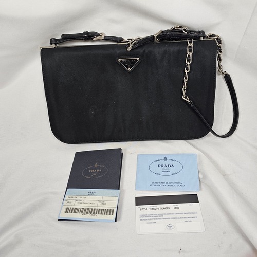 PRADA ブラック ナイロン ショルダーバッグ