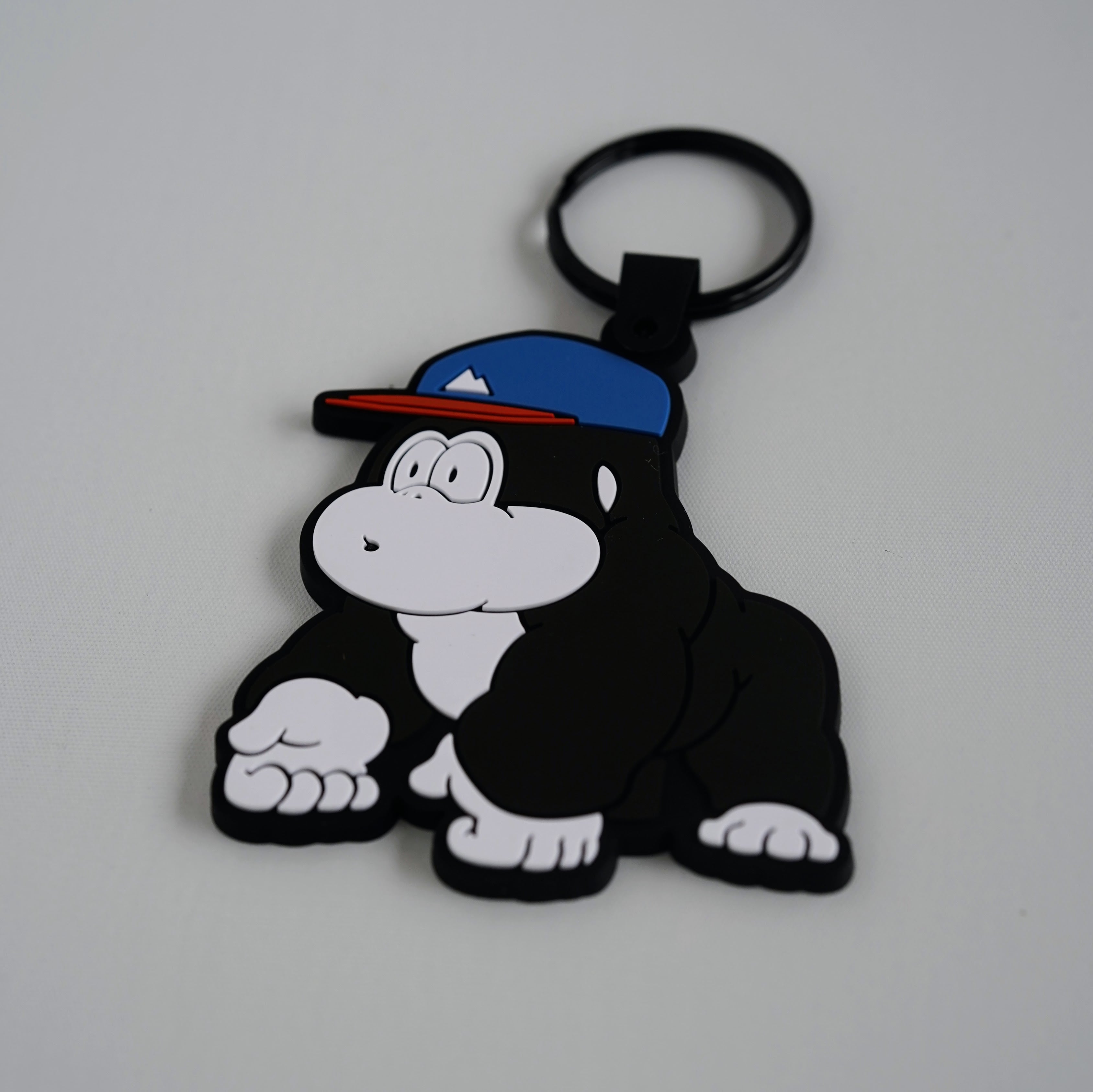 Rubber Keychain / Joe Mountain City Knuckle Walker | MONKEY CRAB