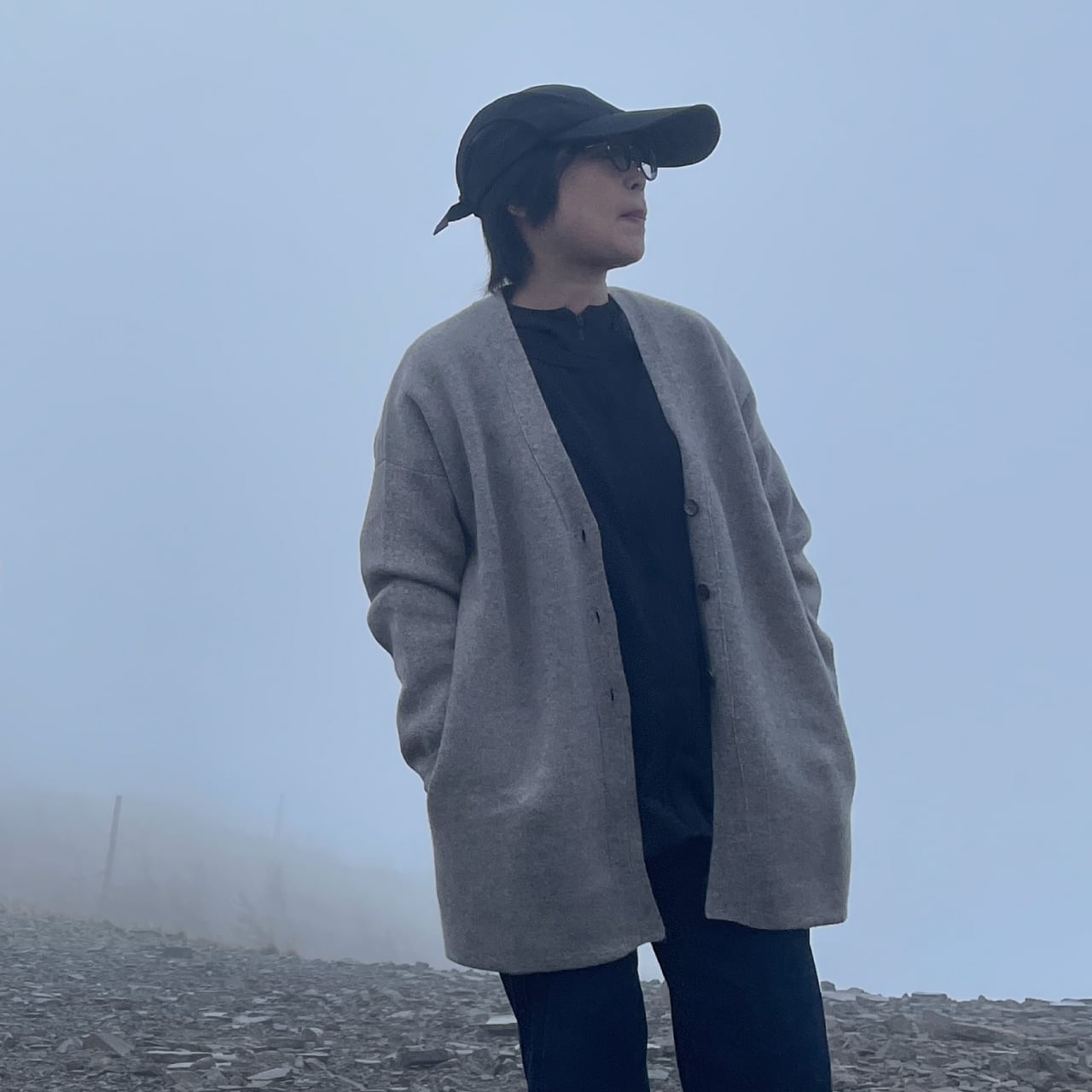 ウールのロングカーディガン | 空飛ぶ羊 BASE webshop｜モンゴルの