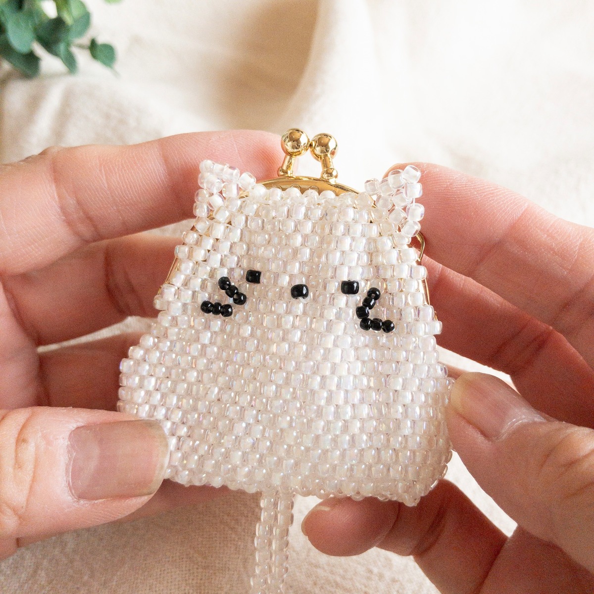 ビーズがま口ポーチ 捩じ込み 