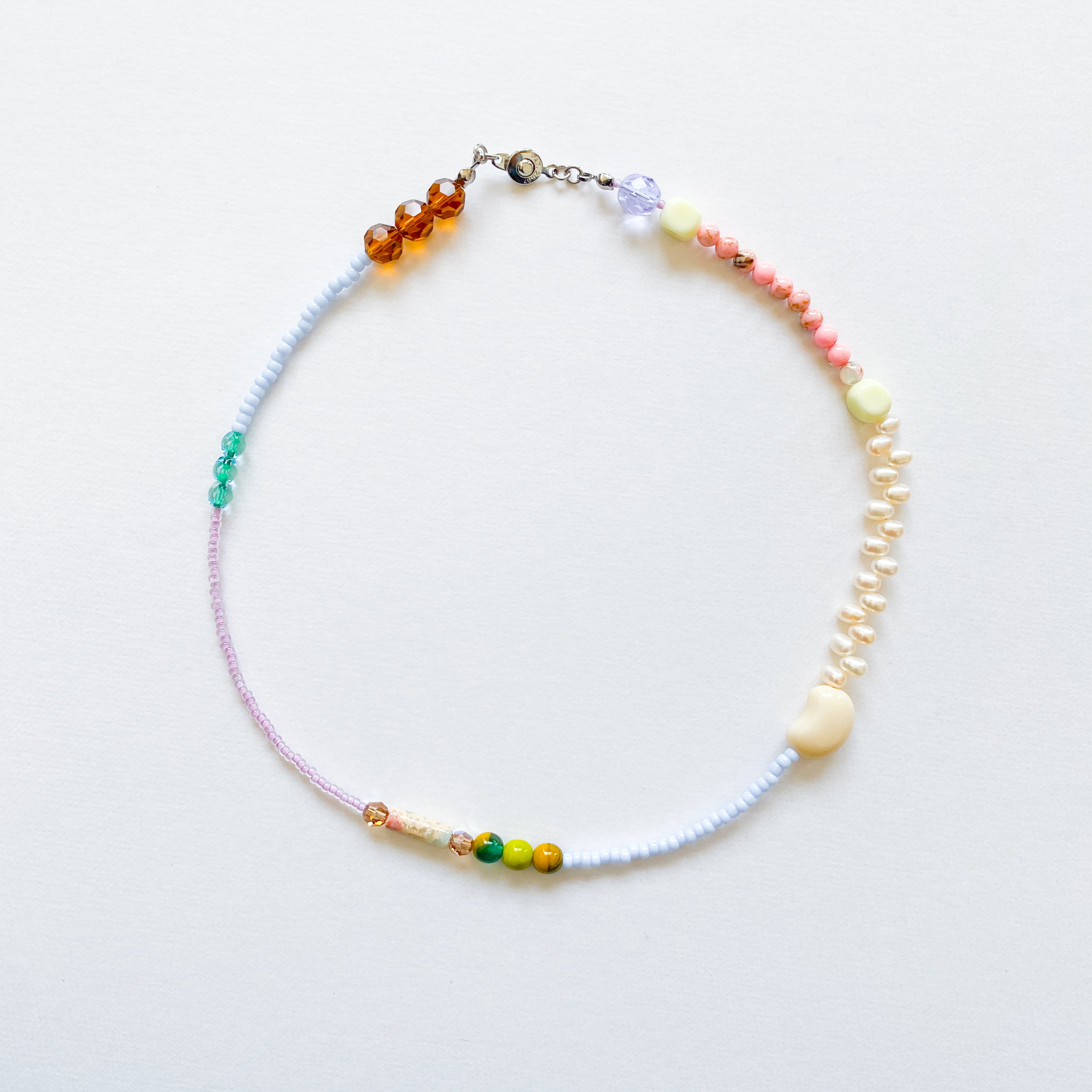 淡水パールとビーズのネックレス