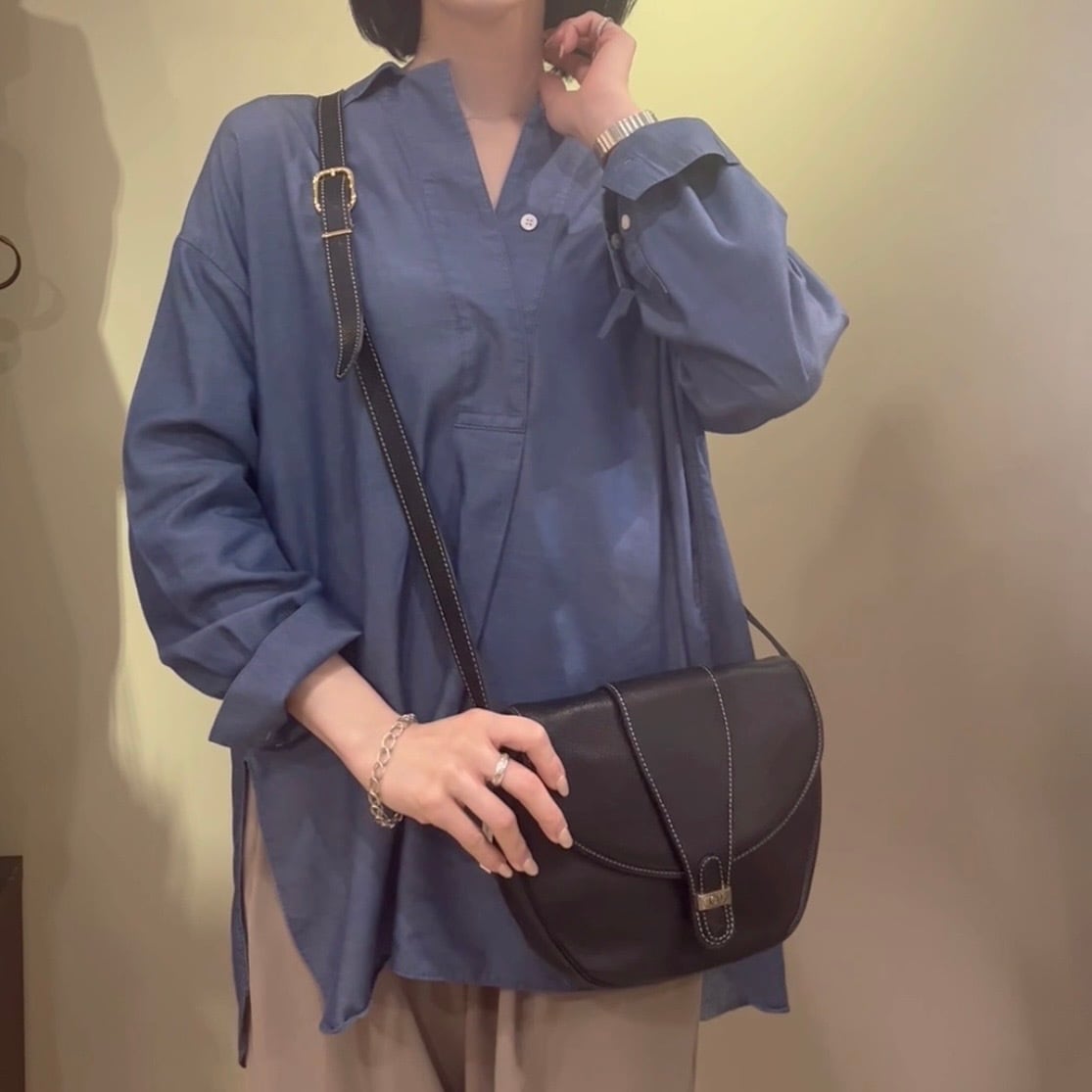 Christian Dior】2244 本革レザーショルダーバッグ ブラック