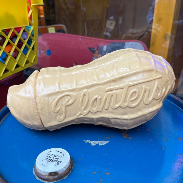 Planters Peanut Container kiarrys