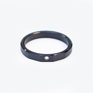 Tazoe (タゾエ) Small Factory Ring 指輪【ブラック 3mm幅】(1つ穴)