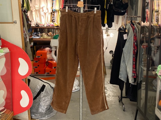 STUSSY CORDUROY RELAXED PANT BROWN SMALL 04006