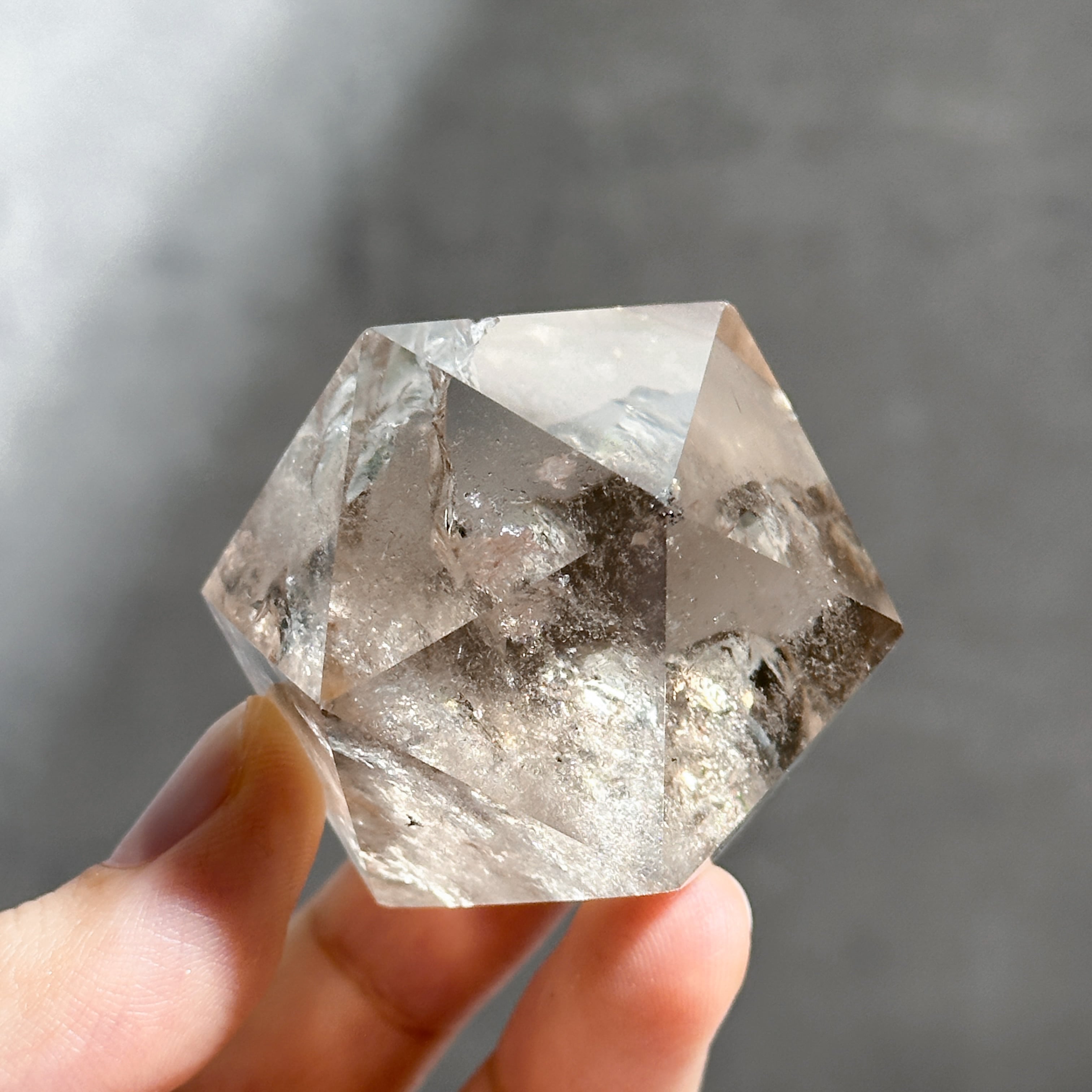 ミナスジェライス産スモーキークォーツ 正二十面体32◇ Smoky Quartz
