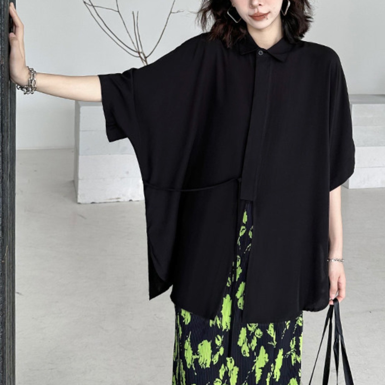 Relaxed fit breast shirt (ME431)