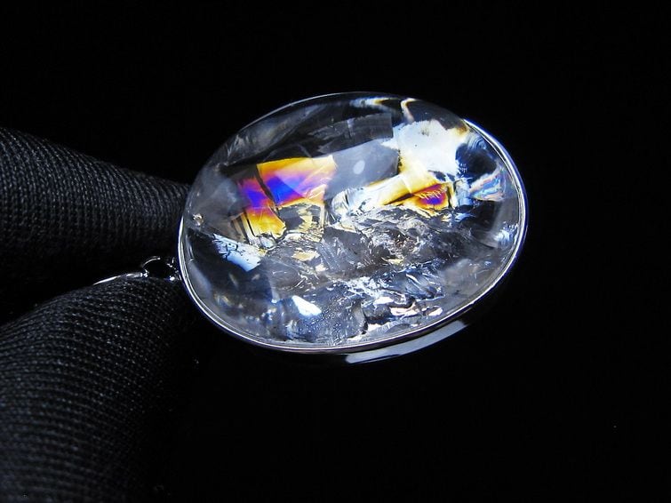 アイリスクォーツ 水晶 ペンダント 虹入り おまかせ便 一点物 112