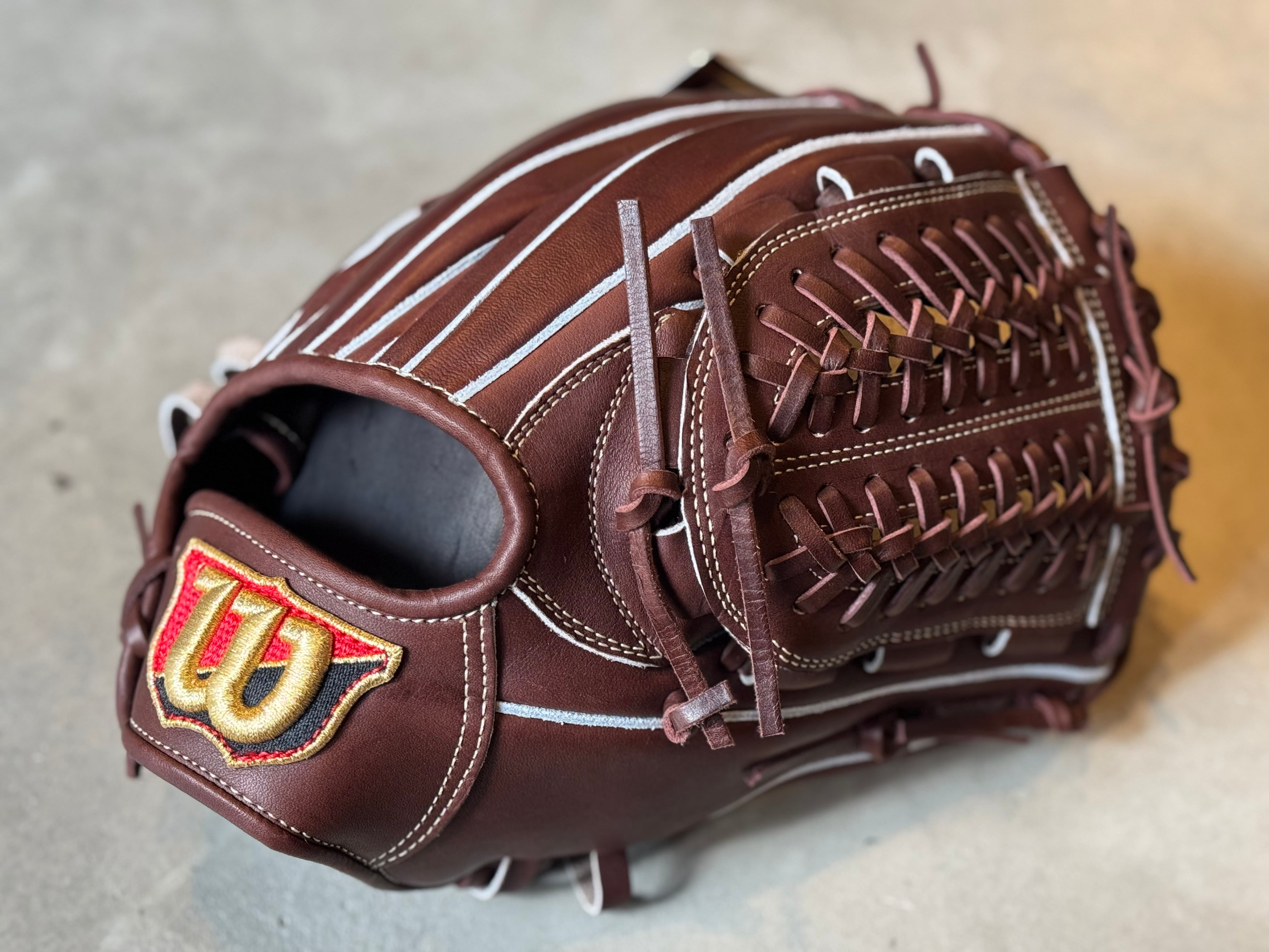 Wilson】硬式用グローブ 投手用兼ユーティリティ用 33型 ［Wilson中村  