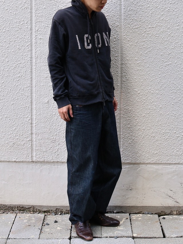 【DSQUARED2】graphic design zip up hoodie