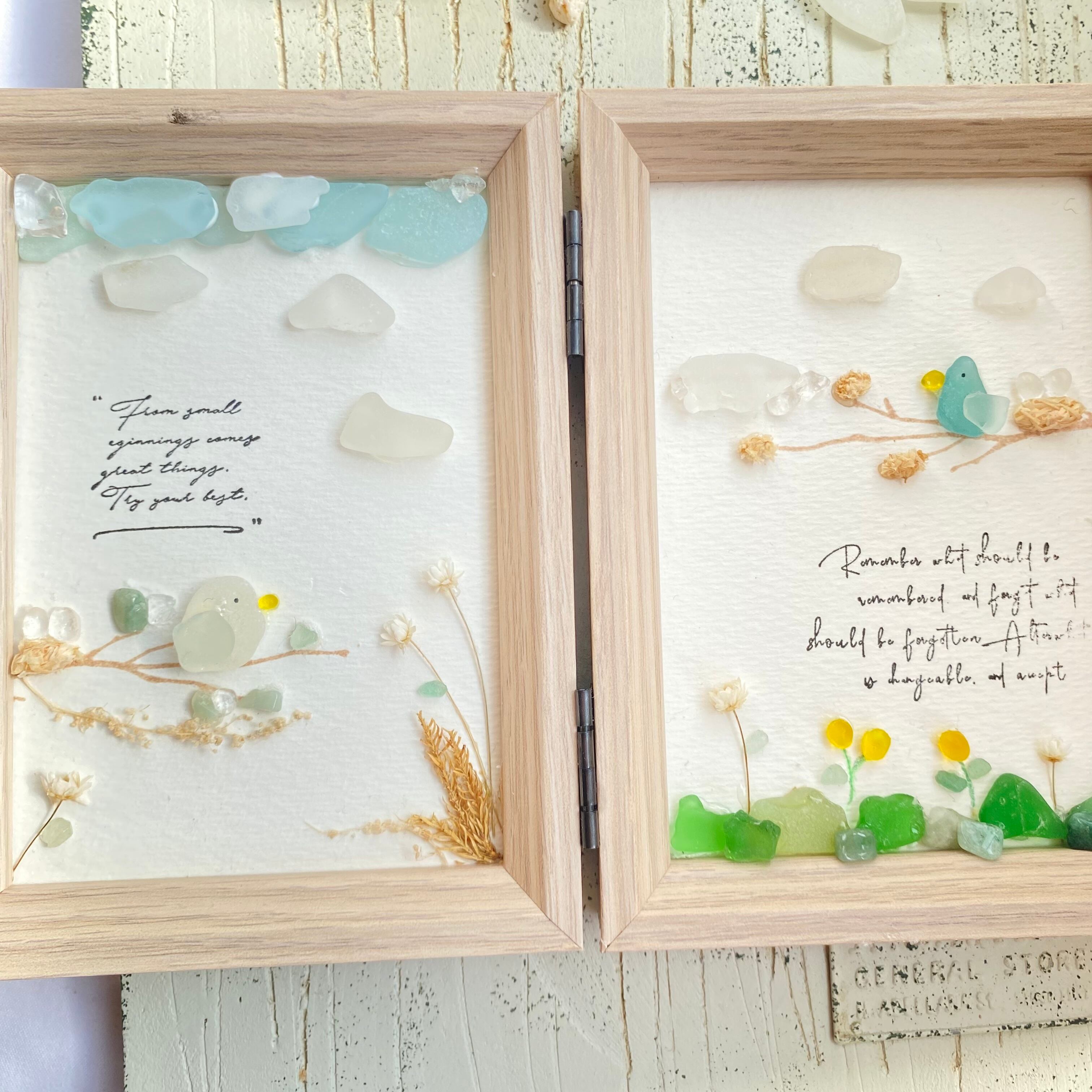 "絵本の世界の小鳥とお喋り。"