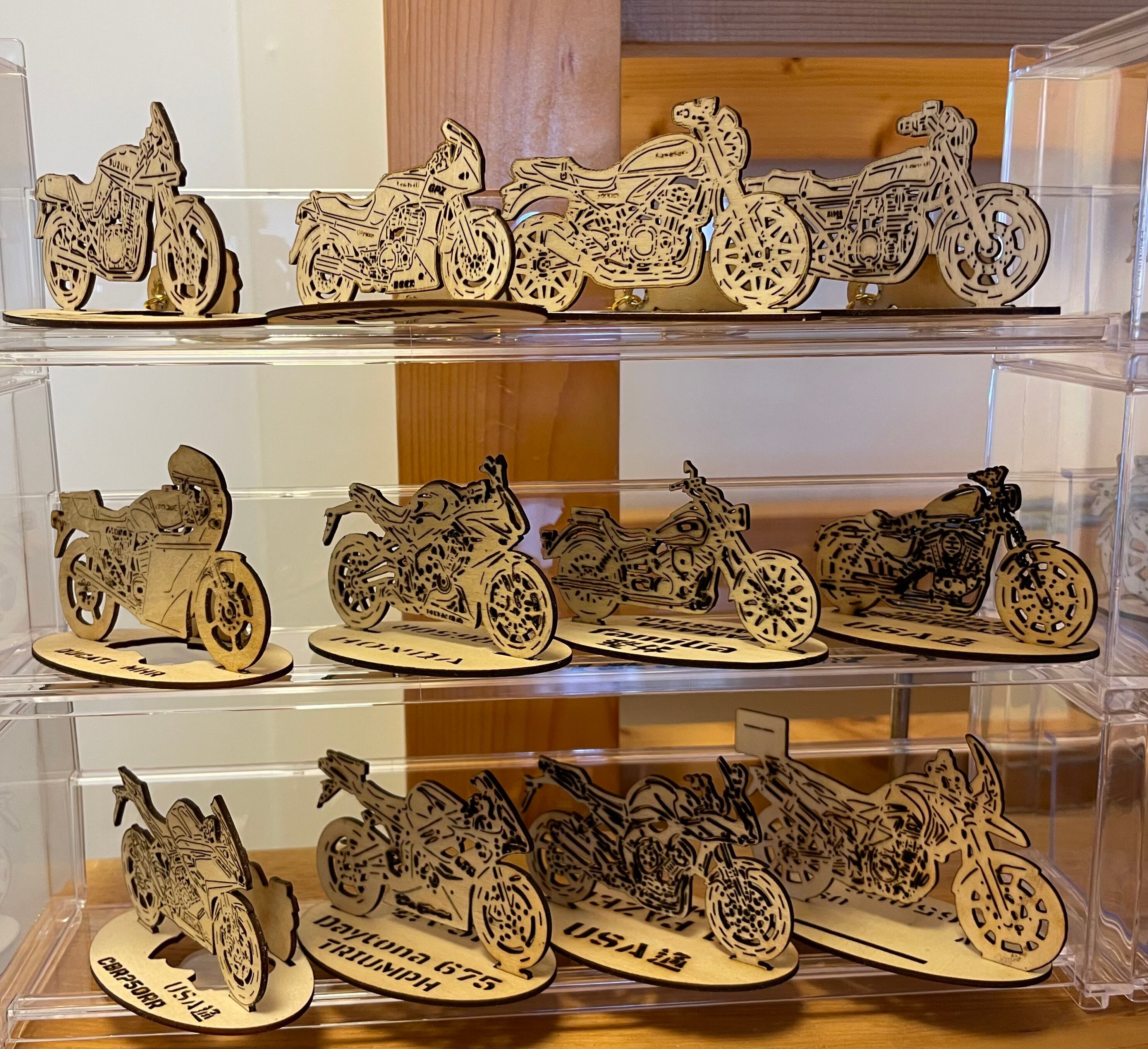 置物 バイク カワサキゼファー750 模型 木製 フィギュア キーホルダー