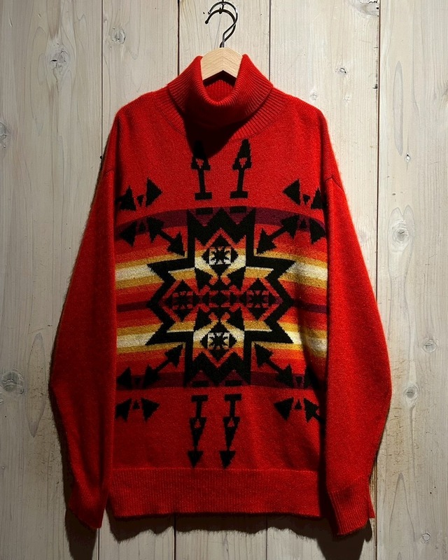 【a.k.a.C.a.k.a vintage】“Neiman Marcus” Native Pattern Cashmere Knit