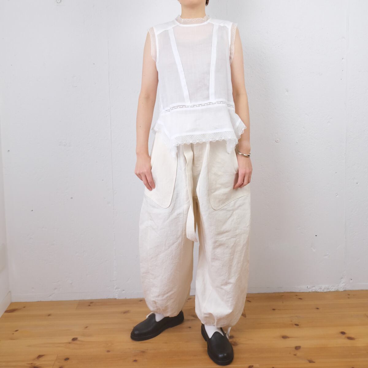 NativeVillage (ネイティブヴィレッジ) No.6 寂静 スリーブレスレース