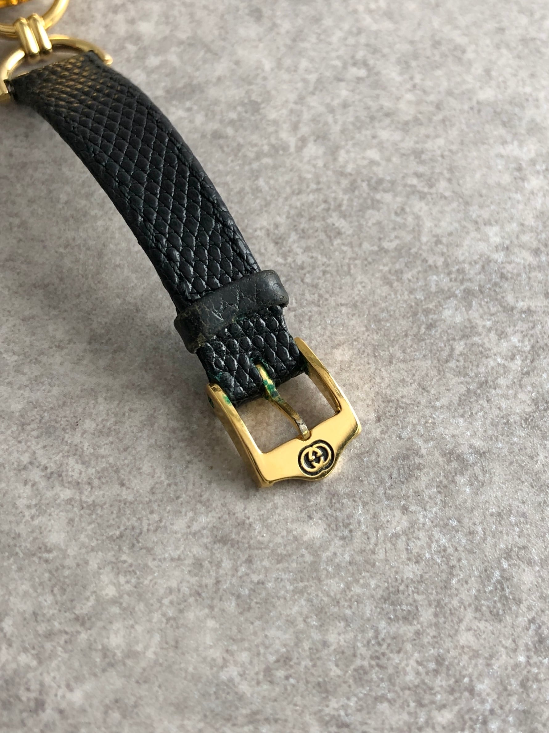 GUCCI ブラックレザー 腕時計 GUCCI グッチ シェリーライン ブラック レザー 腕時計/ ヴィンテージ