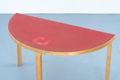 Alvar Aalto | Table 95 linoleum red