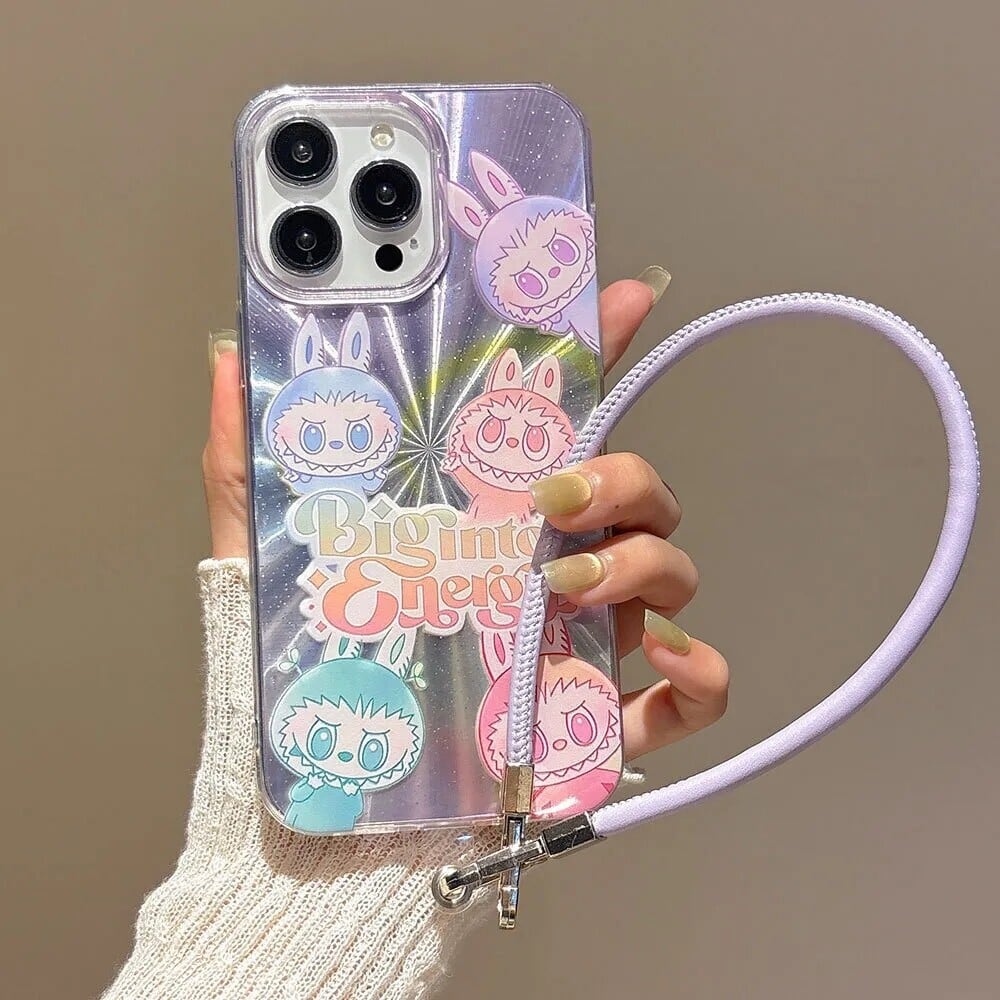 オーロラに輝く!紫のストラップ付き 可愛くて目立つ♡ 極光オーロラ効果 labubu iPhone ラブブ スマホケース レーザー革紐付き キラキラ 可愛い 高級感 おしゃれ