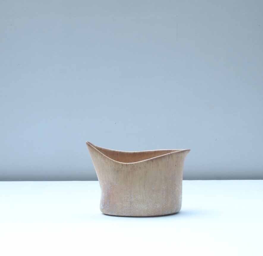 寺井陽子(陶)花入れ