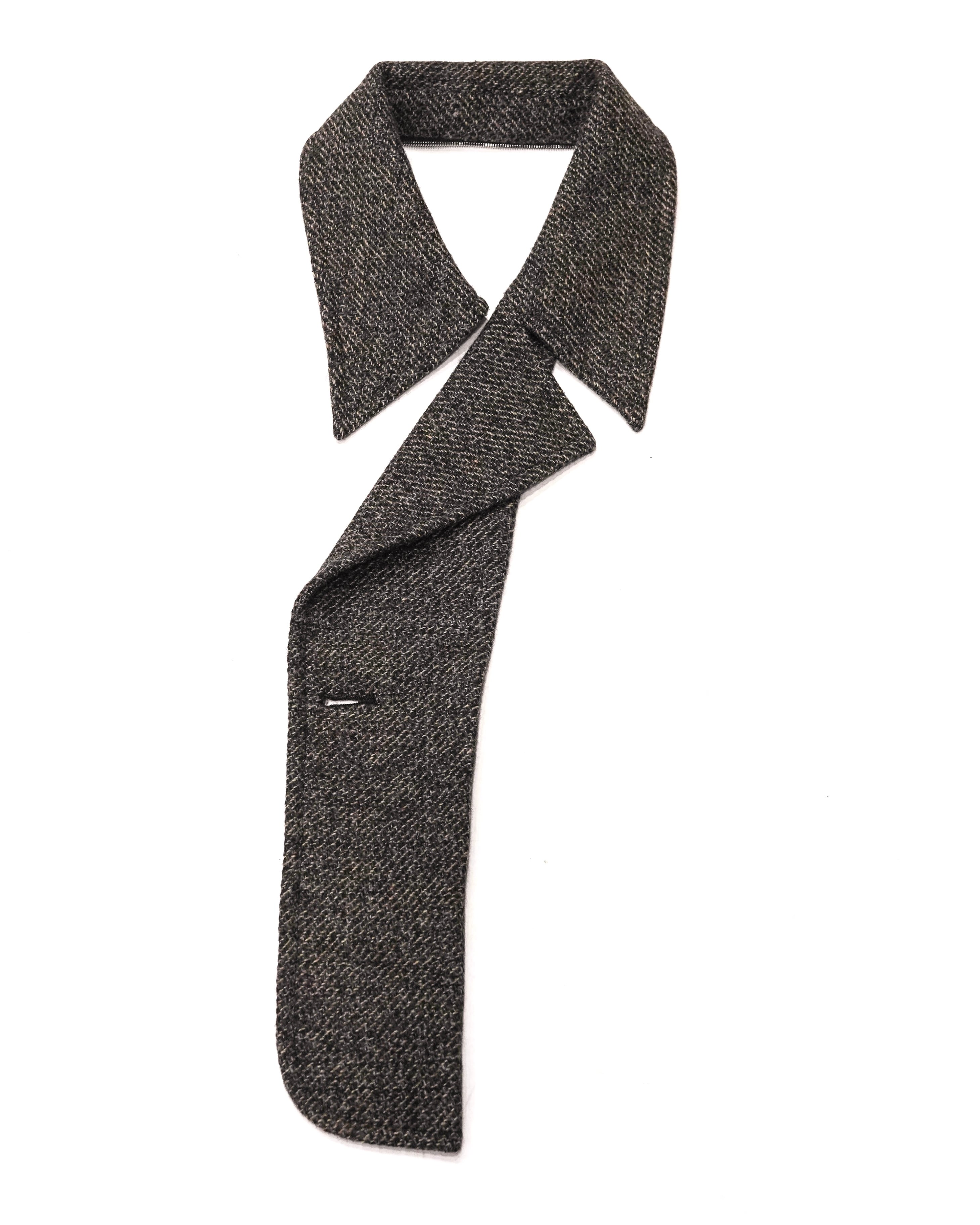 NULLUS AW25 DECONSTRUCTED SLIT & PEEL POCKET JACKE | hypeofficial