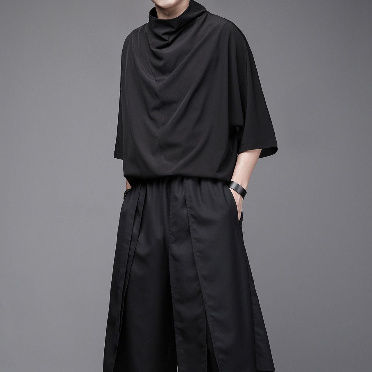 Relaxed-fit high-neck short-sleeve T-shirt(MT1600)