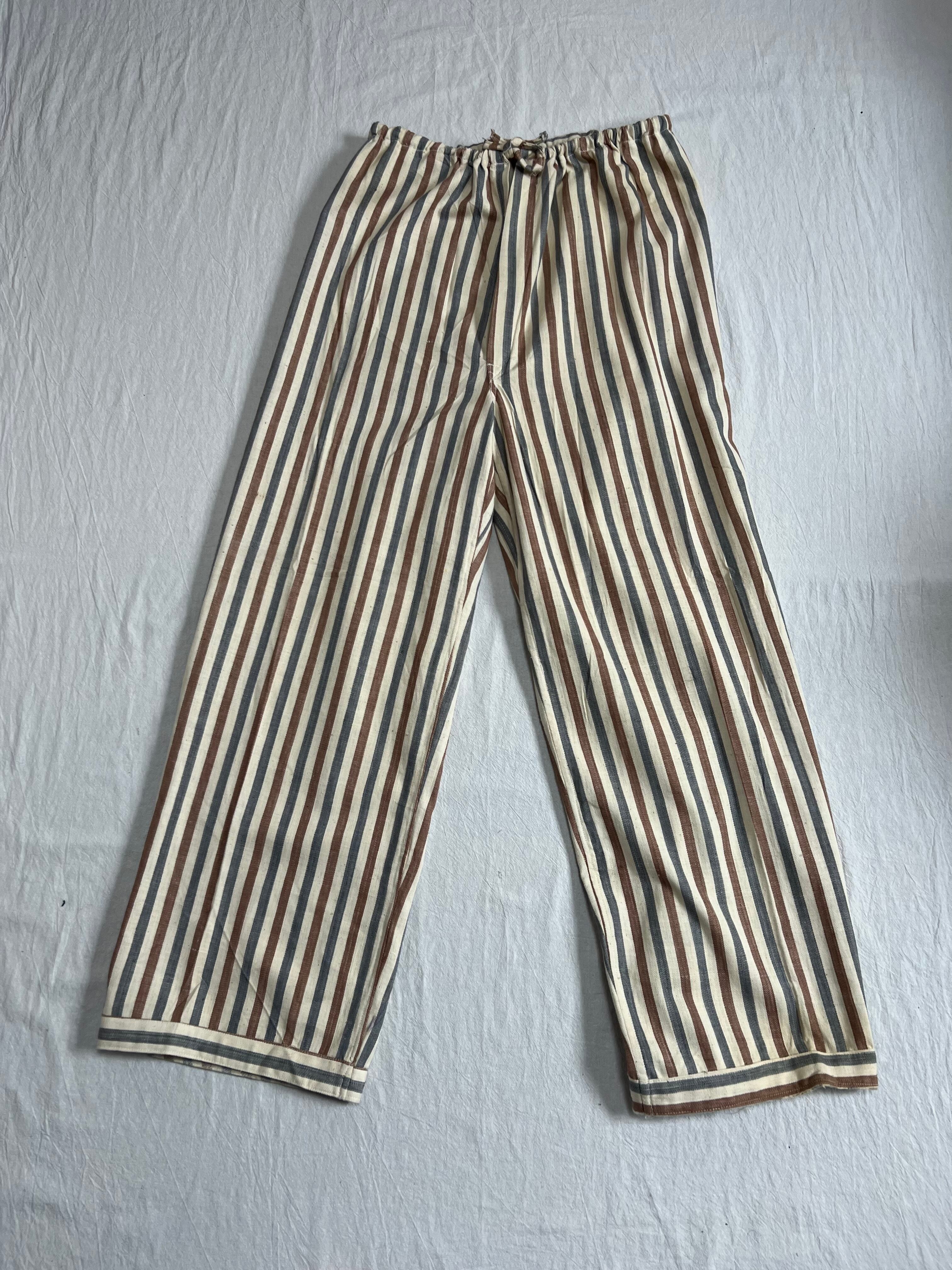 Vintage Stripe Design Over Pants | DaC