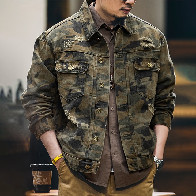 Distressed camouflage double flap denim jacket 00479