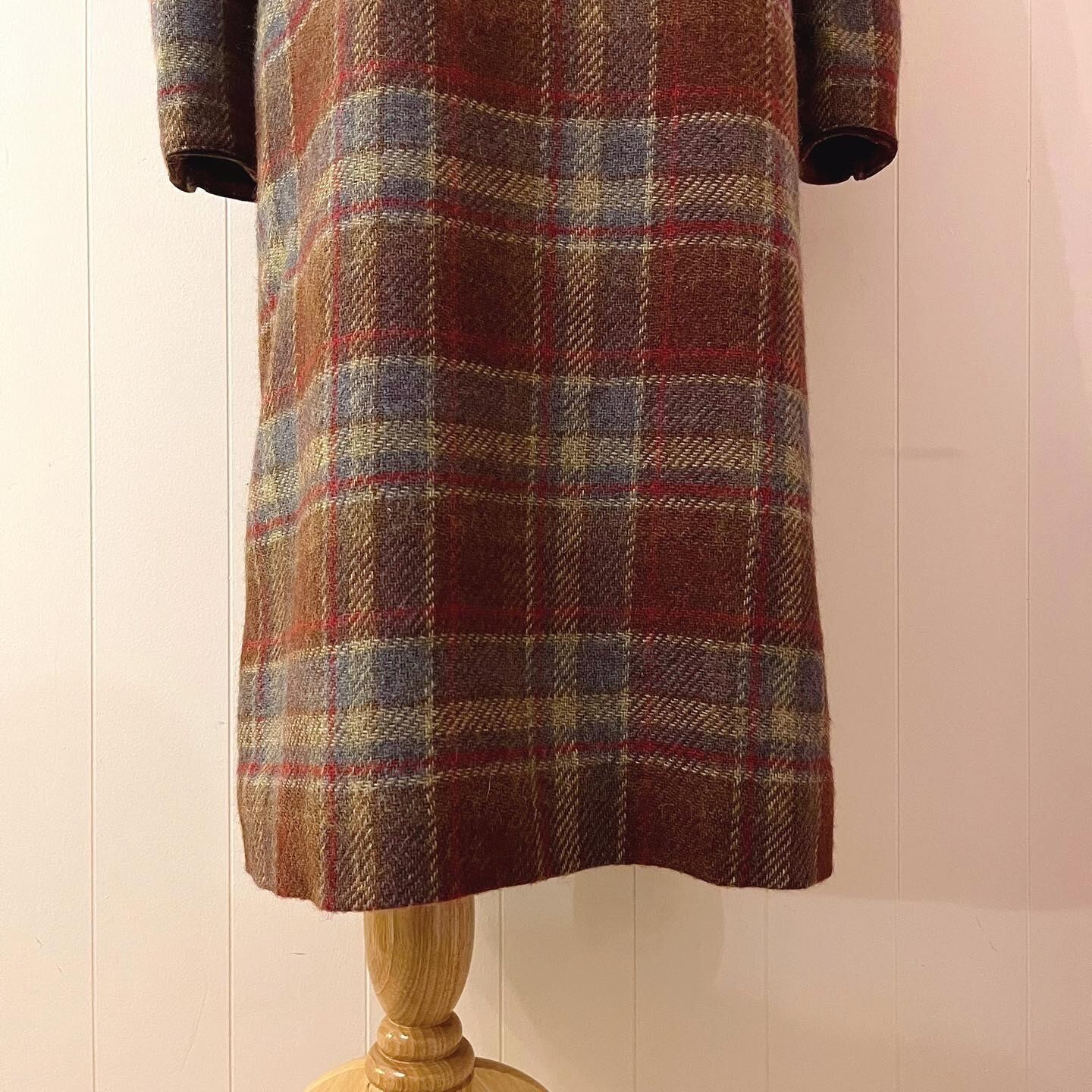 brown velours collar triangle check one-piece