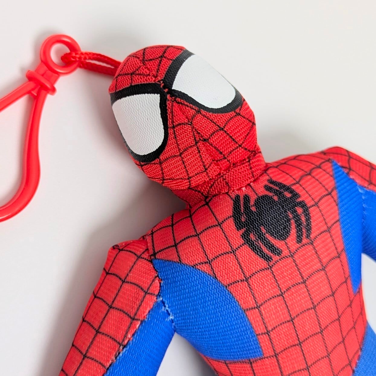 ♧【 Spider-Man ( スパイダーマン ) 】plush KeyHolder / ぬいぐるみキーホルダー 〚アメリカン雑貨 アメトイ〛