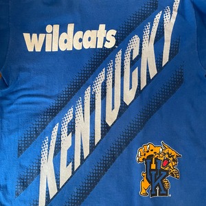 【Kentucky Wildcats】90s ビックプリント ワイルドキャッツ バスケ Tシャツ USA古着