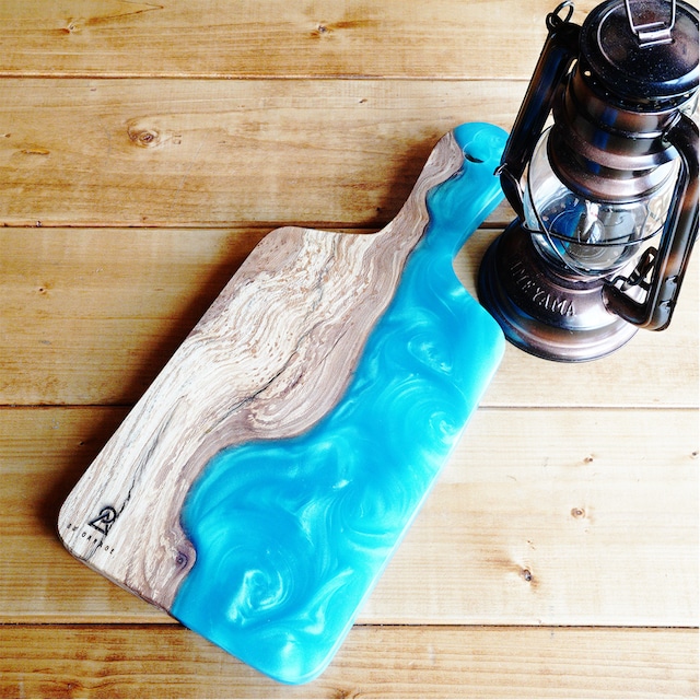 Resin Cutting Board「Megas」