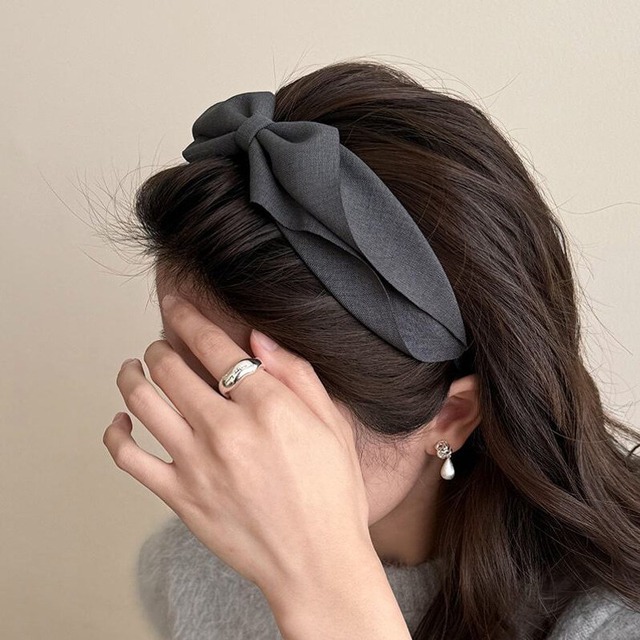 Classical ribbon hairband　B540