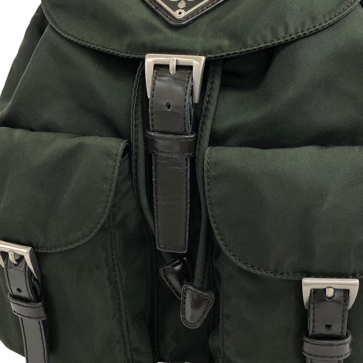 PRADA プラダ バックパック カーキ トライアングルロゴ ナイロン
