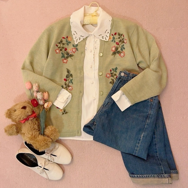 strawberry flower light green cardigan