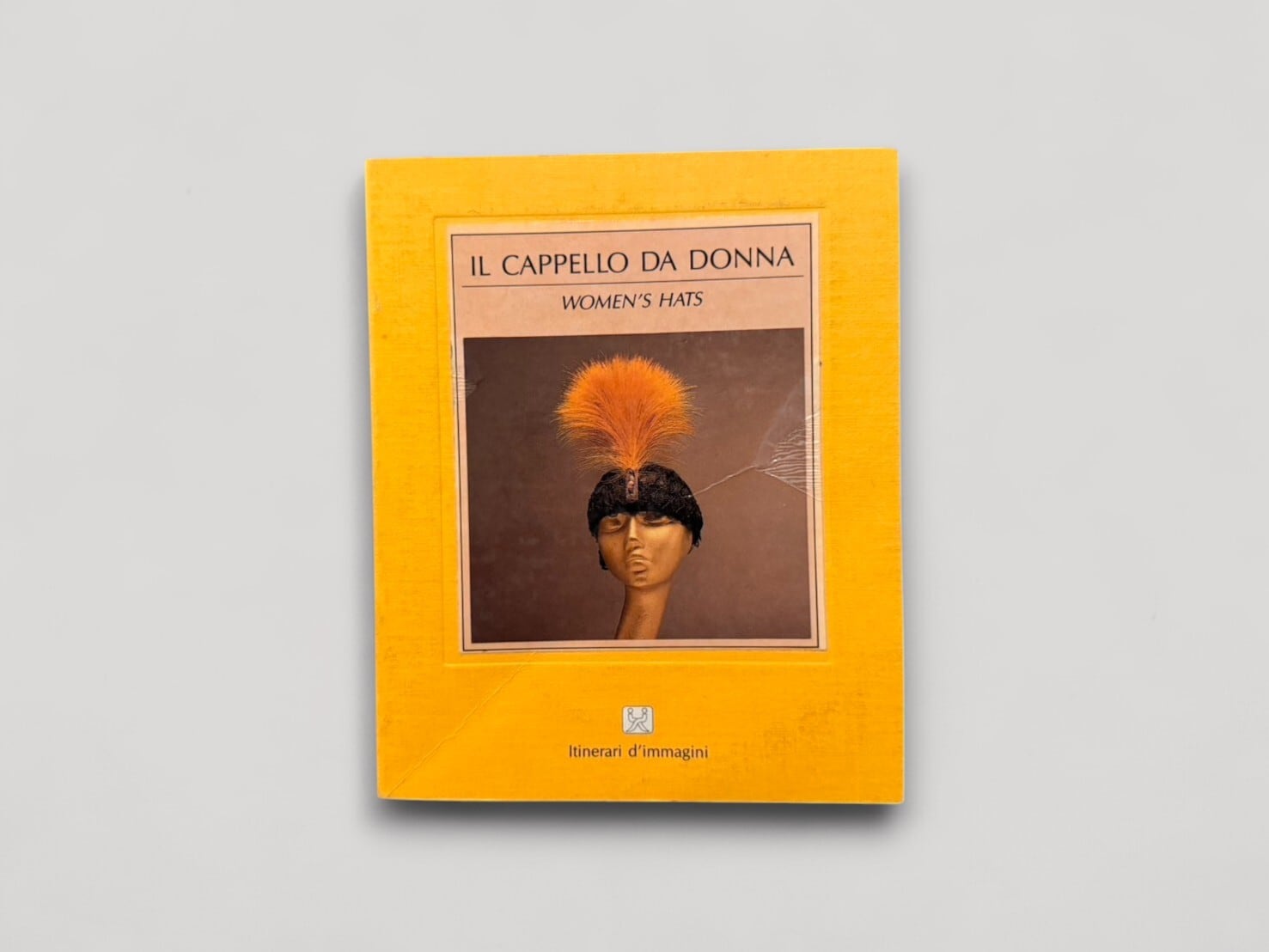 【ISYM/SF066】【Itinerari d'immagini Nr.30】Il Cappello Da Donna(1989) /Adele Campione