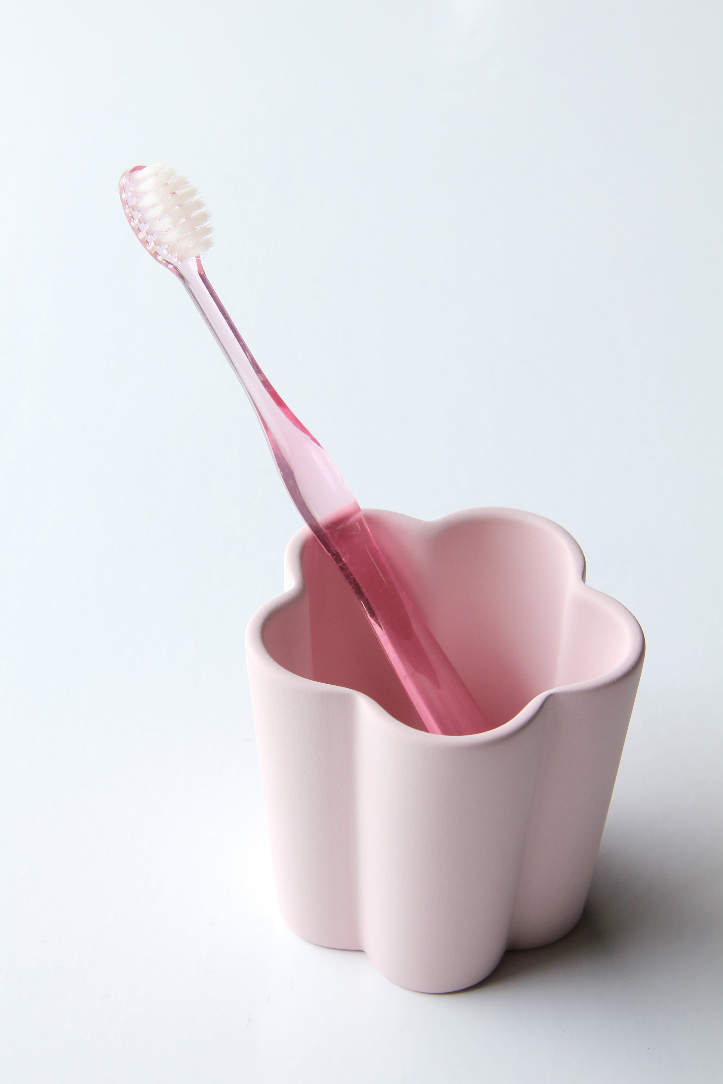 歯ブラシ立て：フラワーピンク・・・スウセラ（sucera） | 丸健製陶