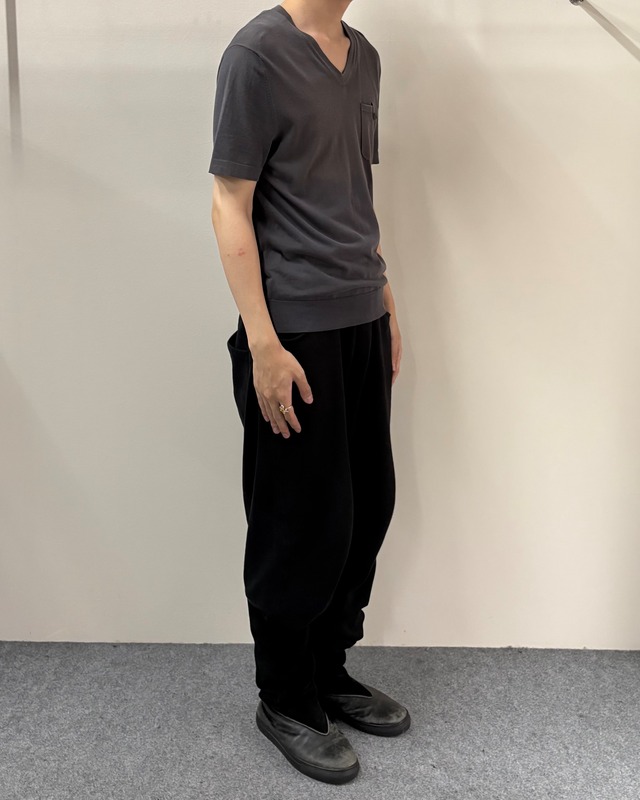 【HERMES】v neck basic T-shirt