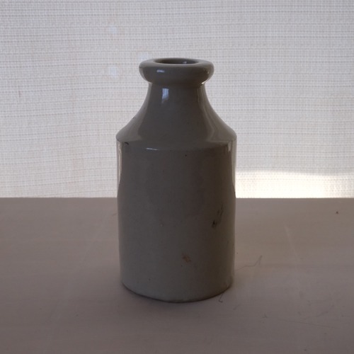 イギリス　ストーンウエア　ベージュ