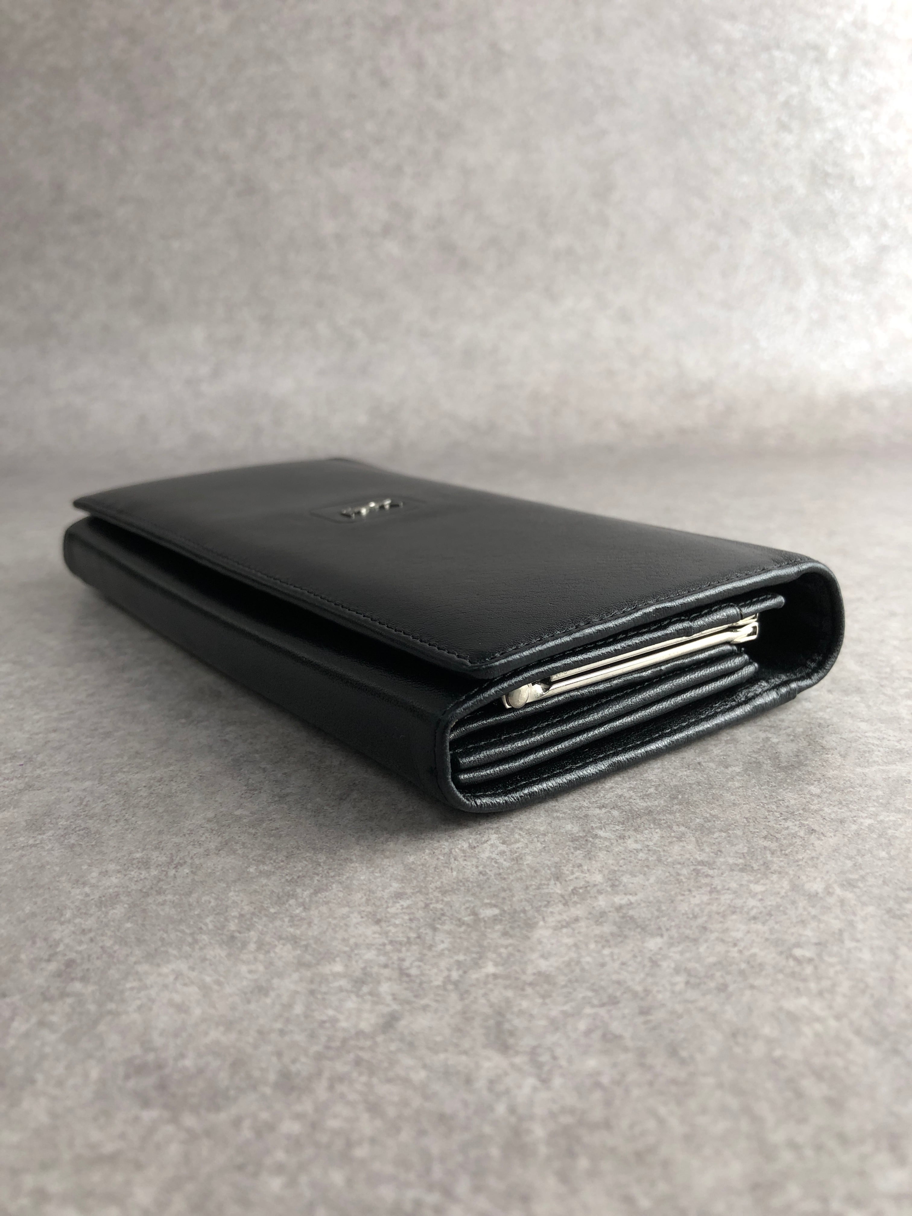 Yves Saint Laurent イヴ・サンローラン 財布 ブラック YSL レザー 2