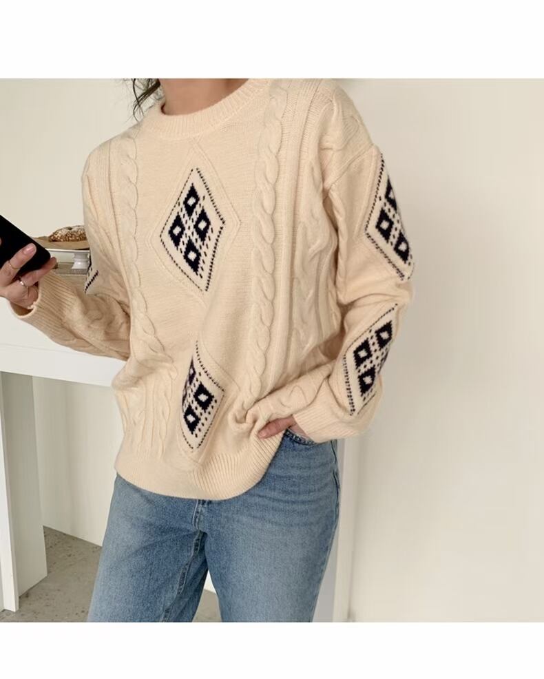 ケーブル編み　柄ニット　AJ1079-8075