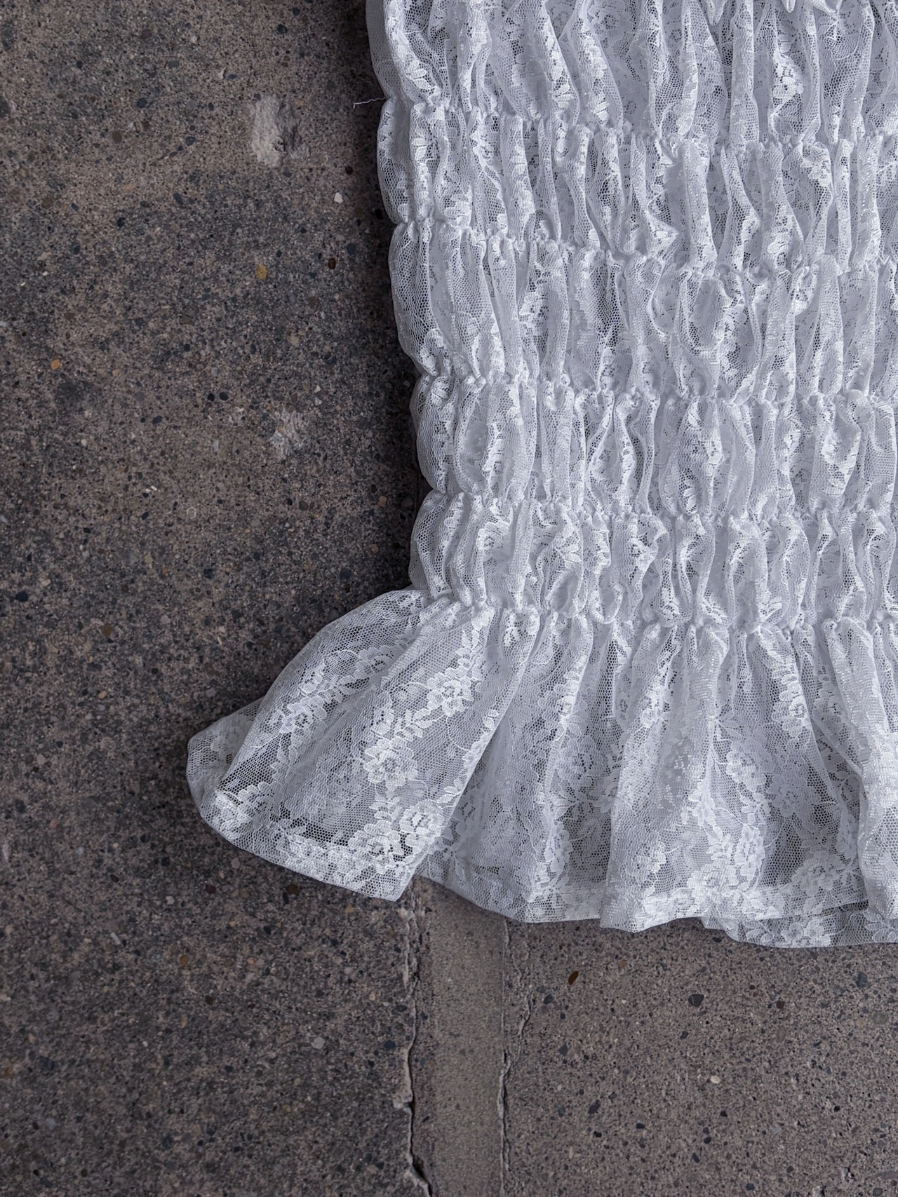 Bababa original／sheer lace tops