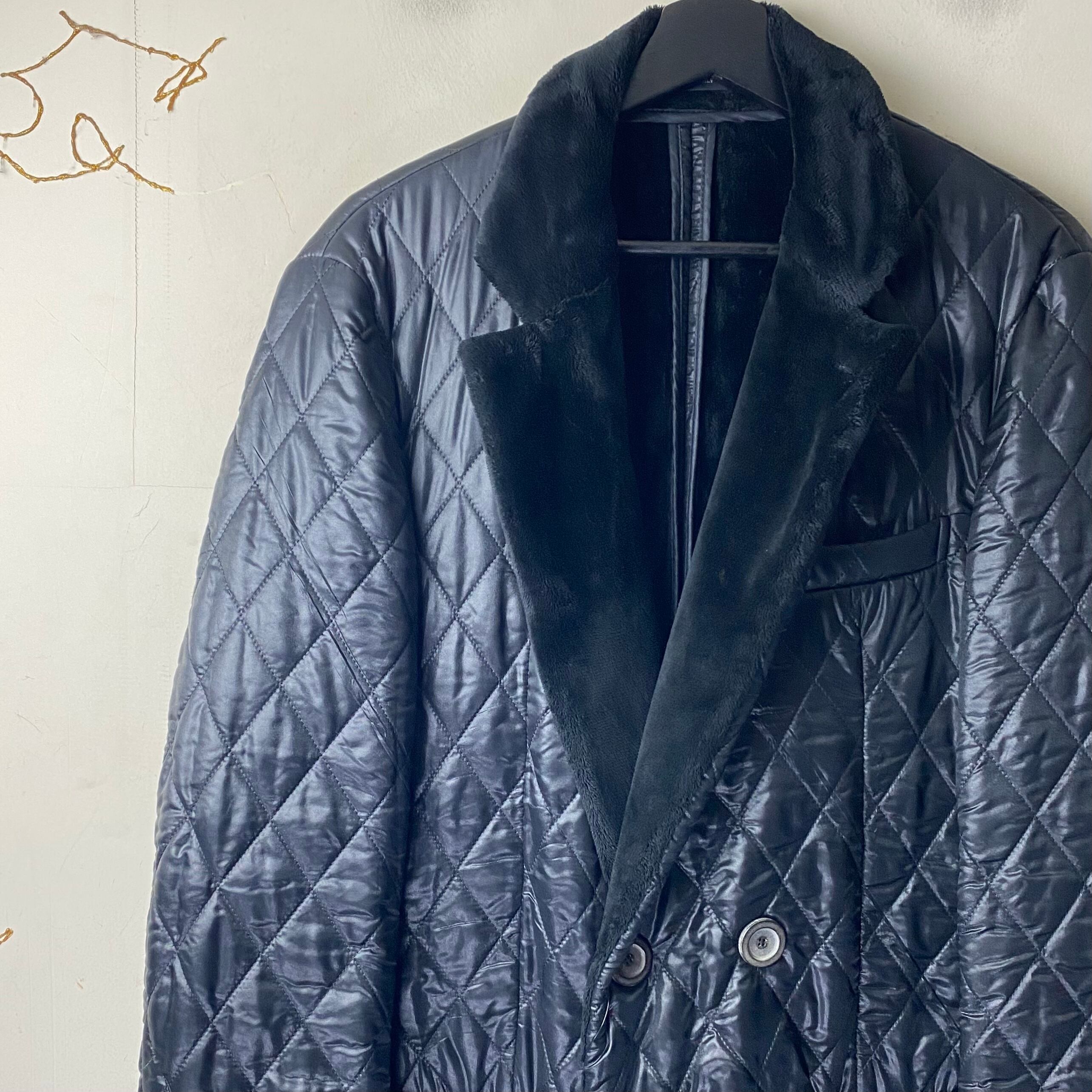 EMPORIO ARMANI “tecno line” quilting coat | NOIR ONLINE