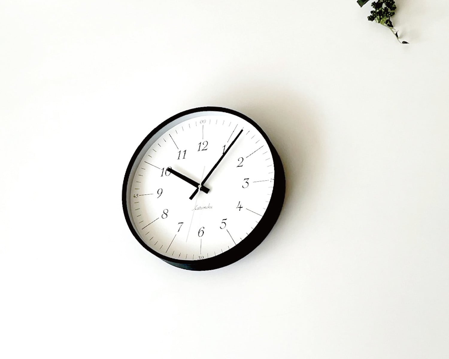 KATOMOKU plywood clock 18 ブラック km-110BK | 加藤木工株式会社
