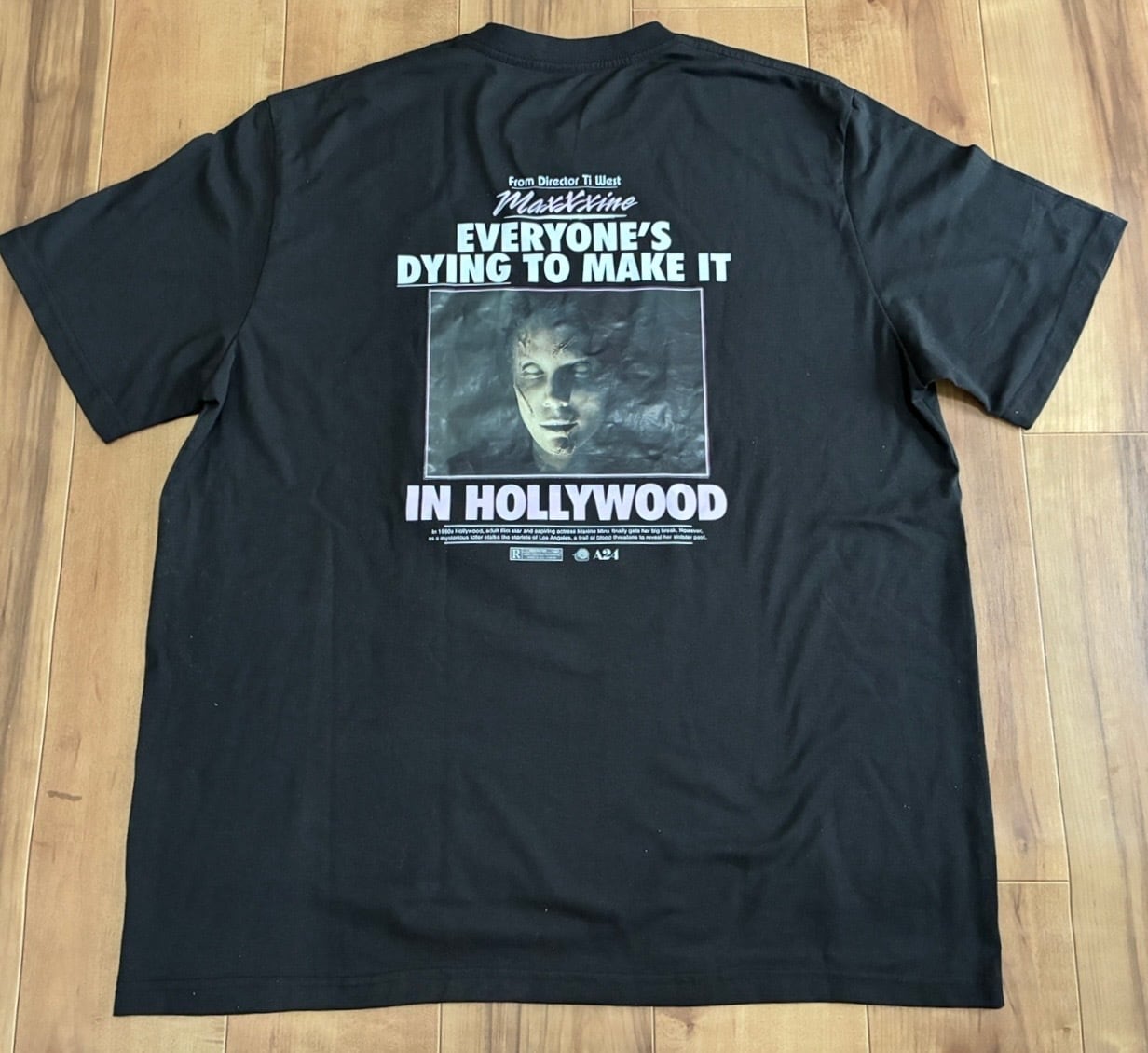 maXXXine マキシーン Tシャツ ミア・ゴス ホラー映画 ムービー | LONERS