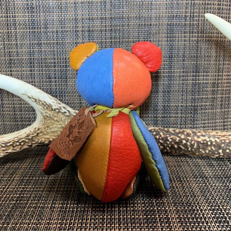 ジビエレザー鹿革ベルベア★端革を使ってアップサイクル「ベルズベア」写真の1点販売です　カラフル系