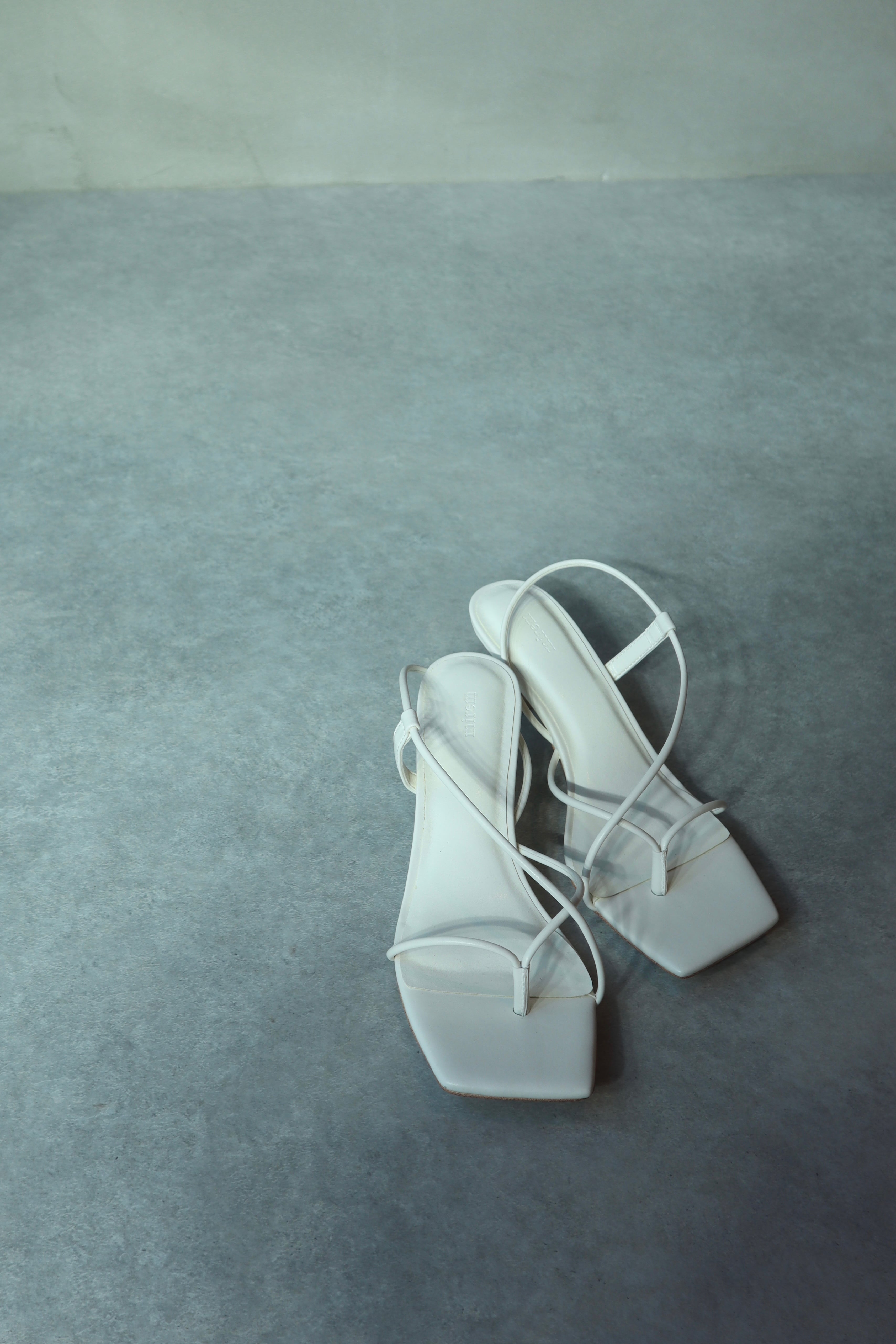 Tong loop sandals WHITE