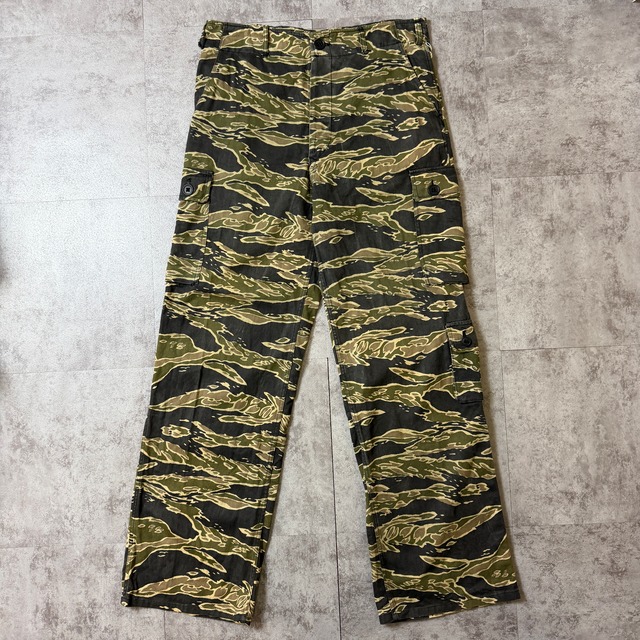 60's Tiger-Stripe Camo Pants US.ARMY US-M 60年代 カーゴパンツ アメリカ軍 コットン ミリタリー ヴィンテージ ビンテージ  TT2026-0021